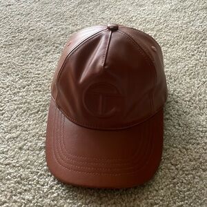 CARAMEL TELFAR CAP